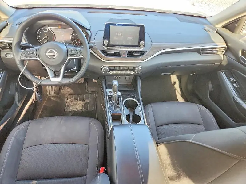 2023 NISSAN ALTIMA SV  