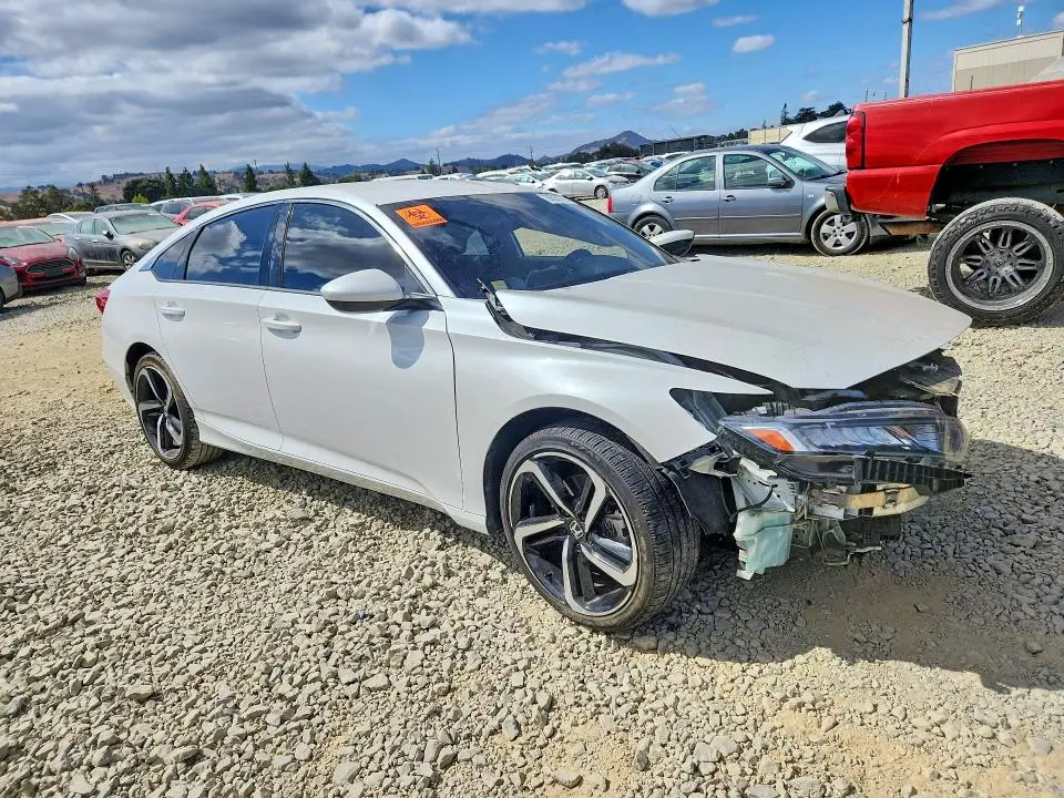 2018 HONDA ACCORD SPORT  