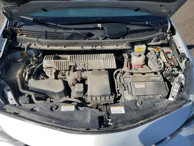 2017 TOYOTA PRIUS V TWO  
