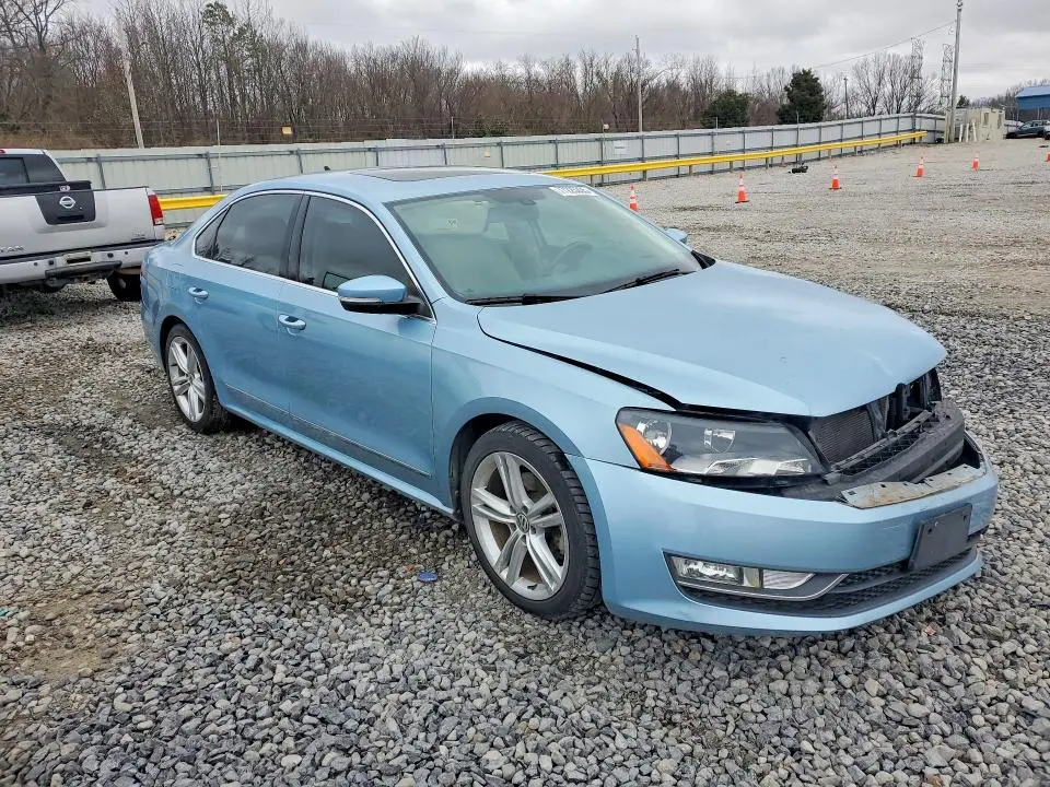 2013 VOLKSWAGEN PASSAT SEL  