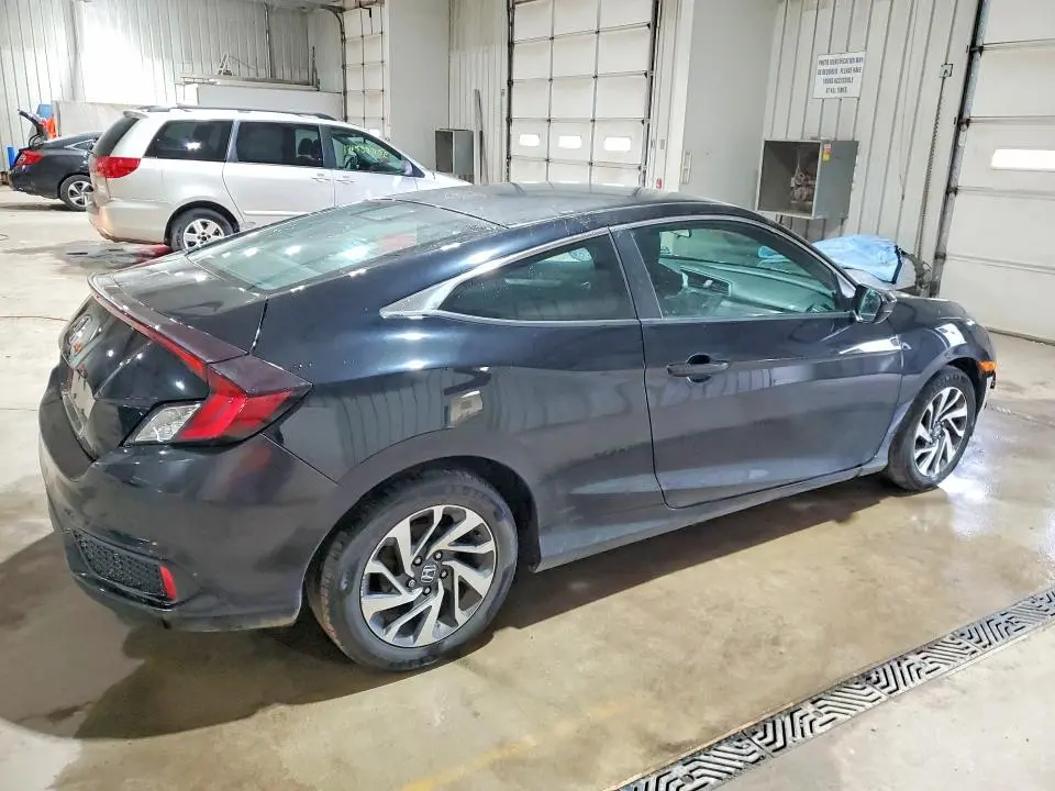 2019 HONDA CIVIC LX  