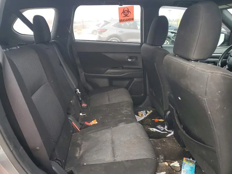 2018 MITSUBISHI OUTLANDER SE  