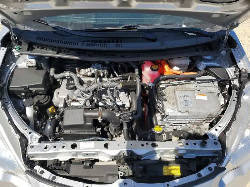 2014 TOYOTA PRIUS C ONE  