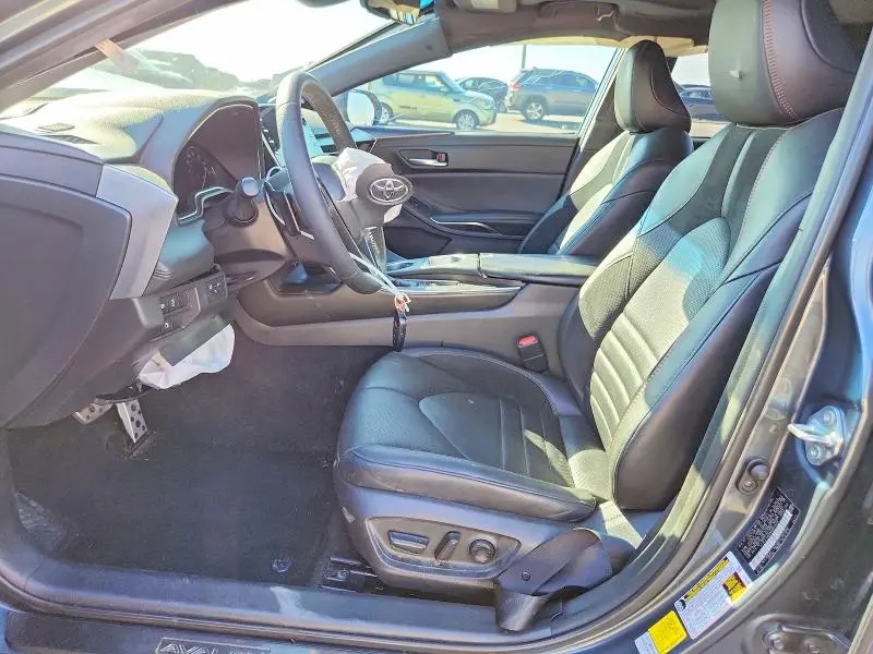 2021 TOYOTA AVALON XSE  