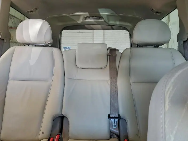 2011 VOLVO XC90 3.2  