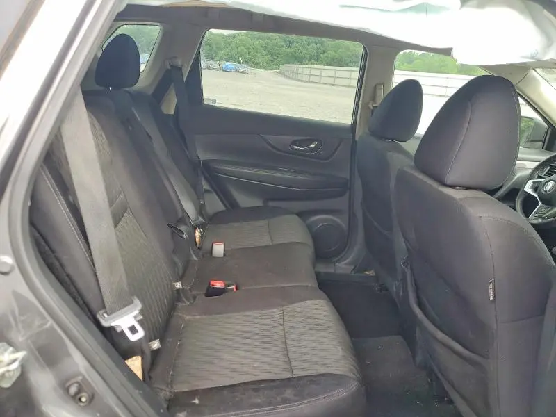 2019 NISSAN ROGUE S  
