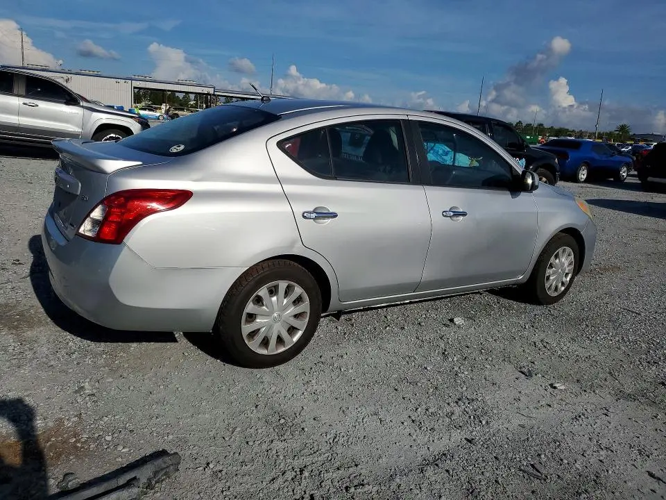 2013 NISSAN VERSA 1.6 S  