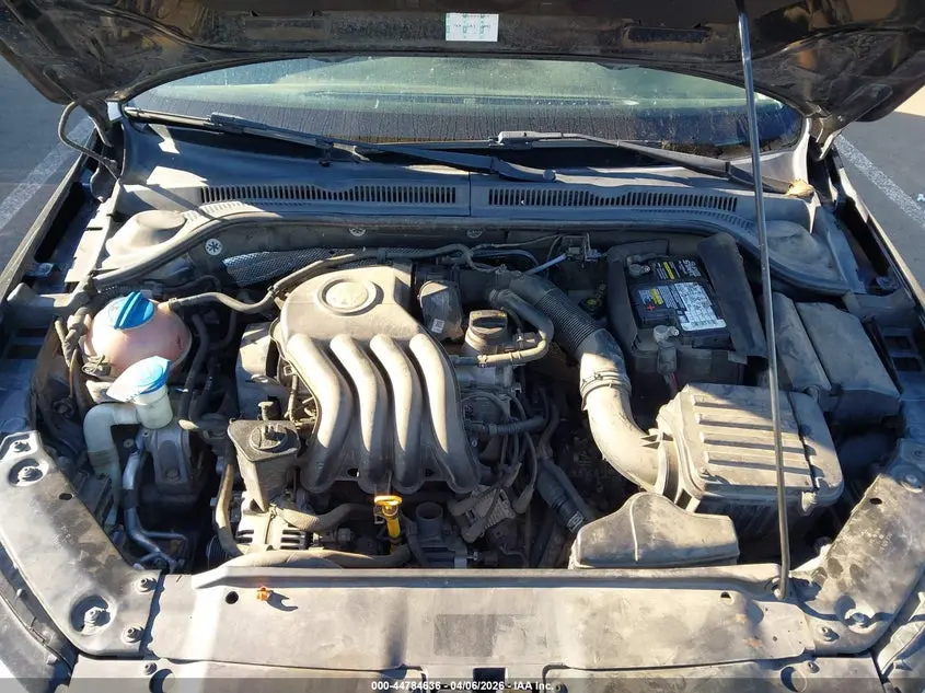 2013 VOLKSWAGEN JETTA 2.0L S