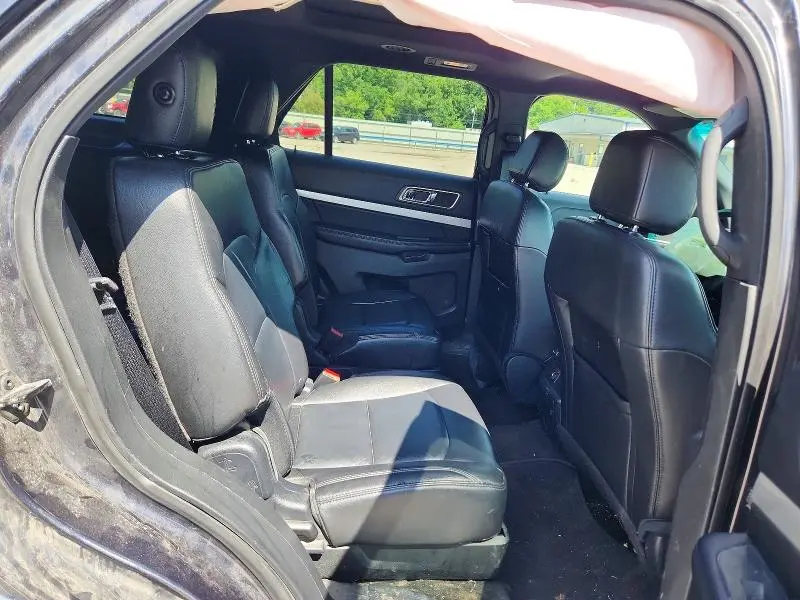 2017 FORD EXPLORER XLT  