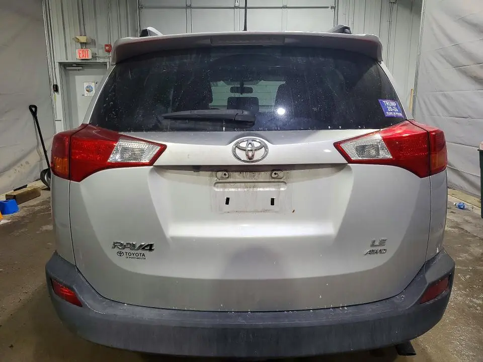 2015 TOYOTA RAV4 LE  