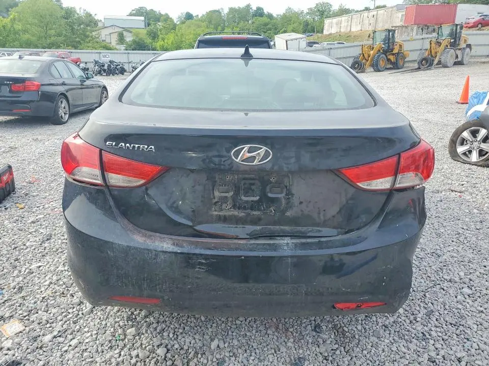 2013 HYUNDAI ELANTRA GLS  